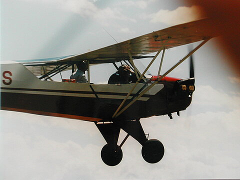 Fotoflug mit Piper und Bücker.