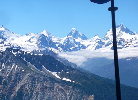 Das Matterhorn ist auch zu erkennen.