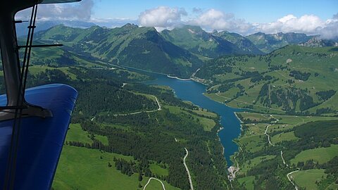 Lac de Hongrin.