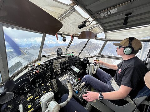 Co-Pilot Nico Koch.
