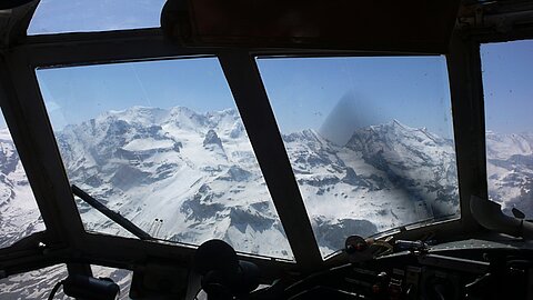 Wir tauchen in die Bergwelt ein.