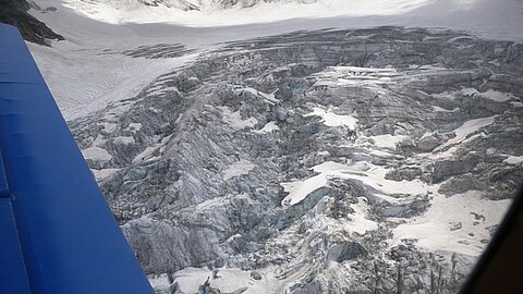 Schlaufe im Oberen-Grindelwaldgletscher.