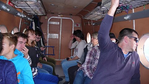 Die Passagieren kommen aus dem Staunen nicht mehr heraus.