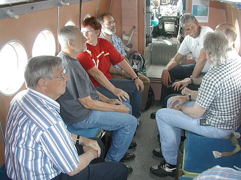 Ausgelassene Stimmung im Bauch der AN-2.