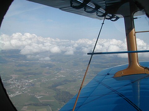 Infolge schlechtem Wetter muss der Flugweg südlich von München gewählt werden