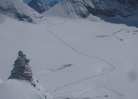 Völkerwanderung zur Mönchjochütte.