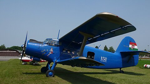 Warten auf die neuen Passagiere für einen Oberlandflug.