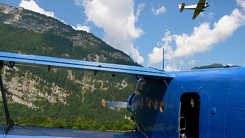 Vorbeiflug der Junkers Ju-52.