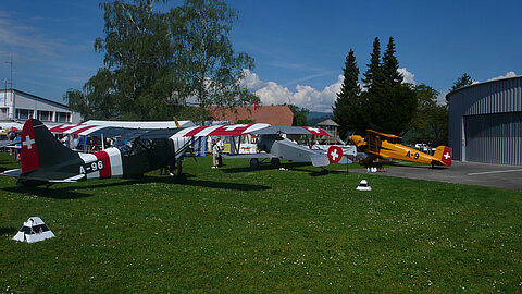 v.l.n.r Stinson, Neuport, Bücker.