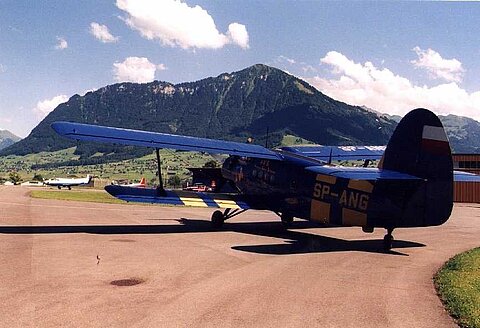 An-2 mit Stanserhorn.