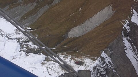Ein Kanonenangriff auf die Axalp.