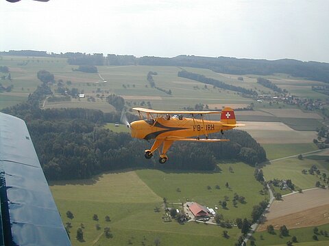 Bücker von Ernst Meier schlisst auf.