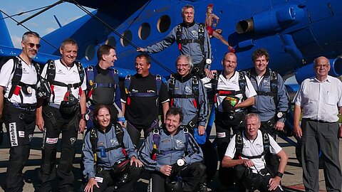 Gruppenbild der Piranhas vor dem Abflug in Grenchen.