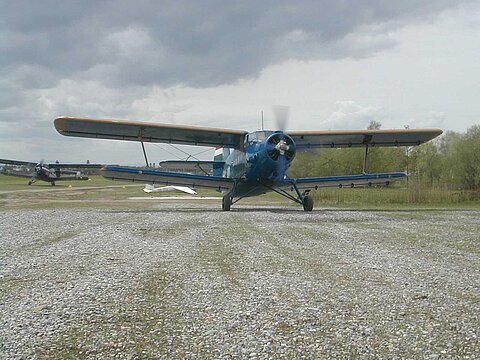 Antonov AN-2.