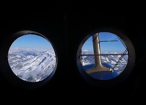 Linkes Fenster Schrattenfluh und rechts hinten Pilatus.