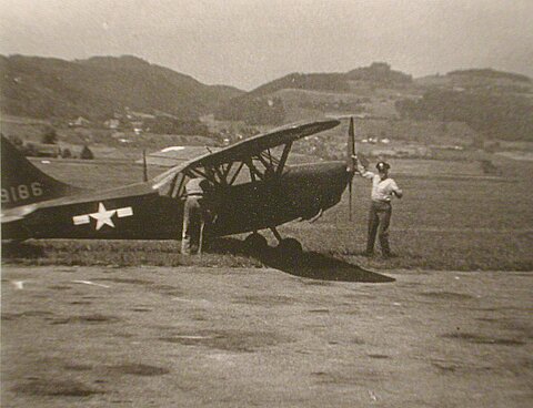 Der 42-99186 auf dem Flugplatz Bern 25.10.1948im Einsatz für den amerikanischen Militärataché.