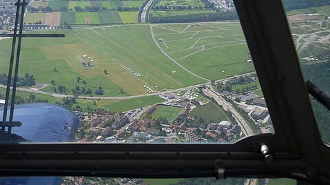 Wir kehren zum Flugplatz Thun zurück.
