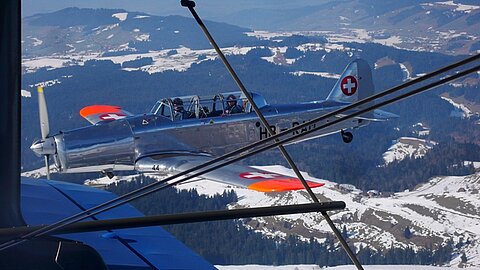 Pilatus P-2 im Fadenkreuz!