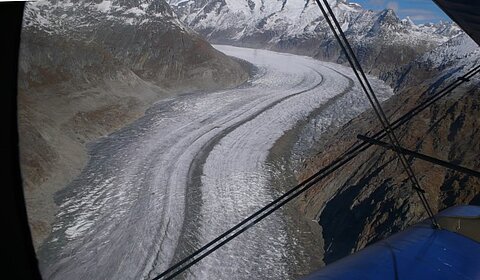 Eindrehen in den Aletschgletscher.