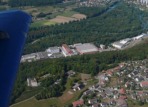 Habsburg im Anflug auf den Birrfeld.