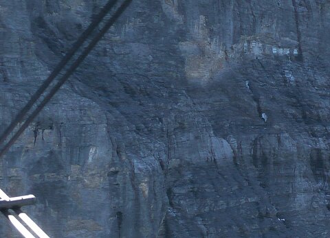 Fenster bei der Mittelstation Eigernordwand.