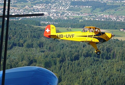 Ein Bücker gesellt sich zu uns.