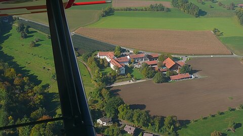 Aussellungsort Schulhaus Ross bei Muri.