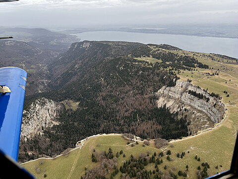 Creux du Vand mit Neuenburger- und Bielersee.