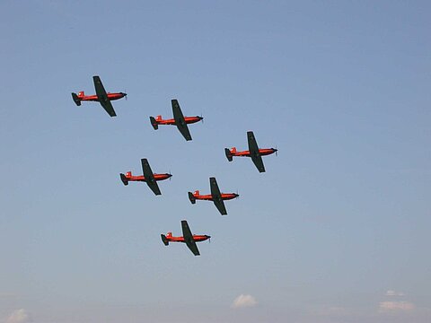 Schöner Verbandsflug.