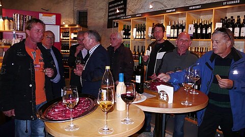Weindegustation im Château de Villa in Sierre.