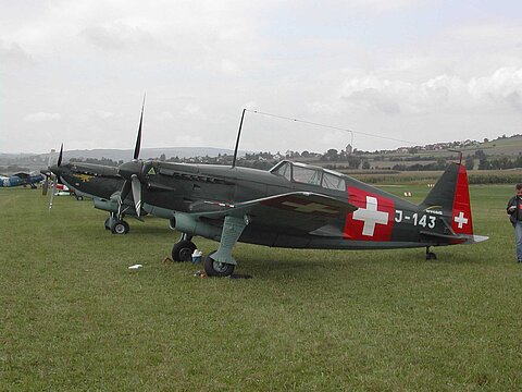 Schweizer Militärflugzeuge Morane und C-3603.