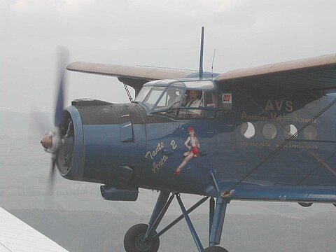 Auch aus der Antonov wird fotografiert.
