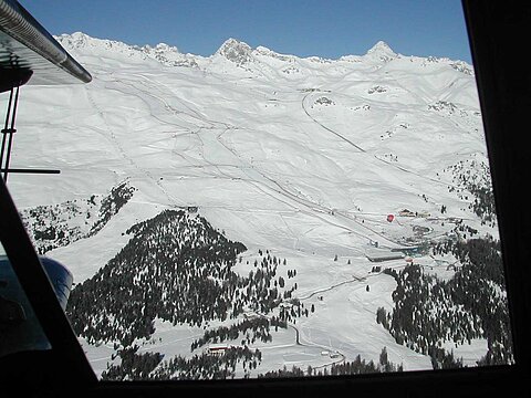 Im Anflug auf Samedan.