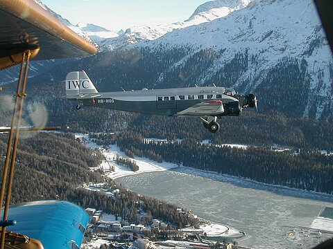 Formationsflug mit der Ju-52.