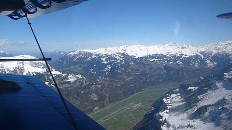 Militärflugplatz Meiringen.