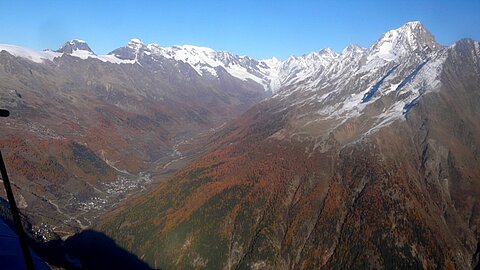 Lötschental mit Bietschhorn.
