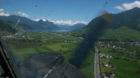 Im Anflug auf Buochs.