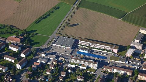 Das Geländer der Firma in Thun.