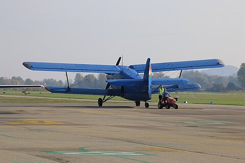 Antonov wird bereit gestellt.