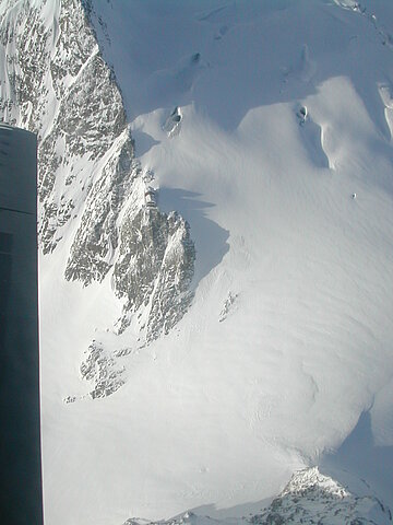 Lötschenlücke mit der ASC-Hütte.