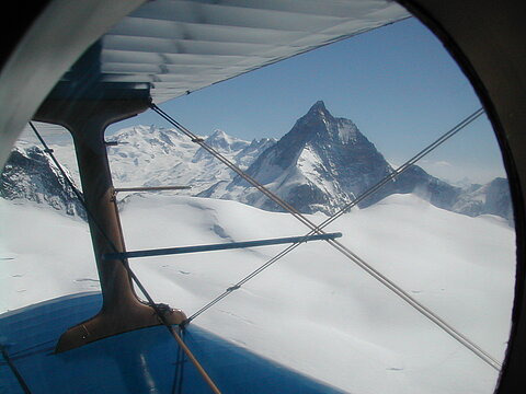 Von der italienischen Seite nicht ganz so imposant das Matterhorn.